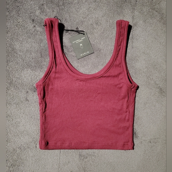 NWT Skatie 'Stephanie Tank' top size P (petite), Spice Red - Picture 3 of 14